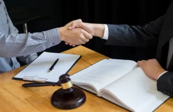 Résolution du Contrat aux Torts Partagés : Analyse Jurisprudentielle Résolution de Contrat