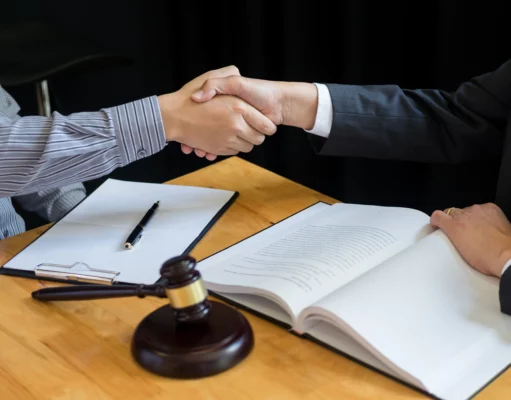 Résolution du Contrat aux Torts Partagés : Analyse Jurisprudentielle Résolution de Contrat