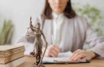 L’UE adopte une directive pour lutter contre la violence envers les femmes la violence envers les femmes